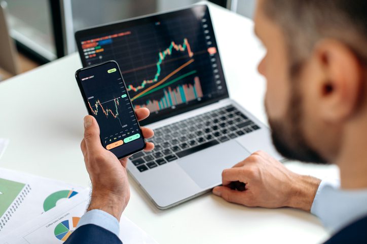 了解帳戶的保證金、餘額和權益